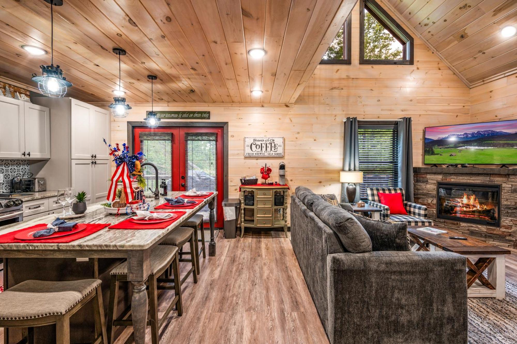 Lil Cabin In The Cove! Mtn Views, Theater, Hot Tub, Games, King Beds, Prime Location! Sevierville Exterior photo